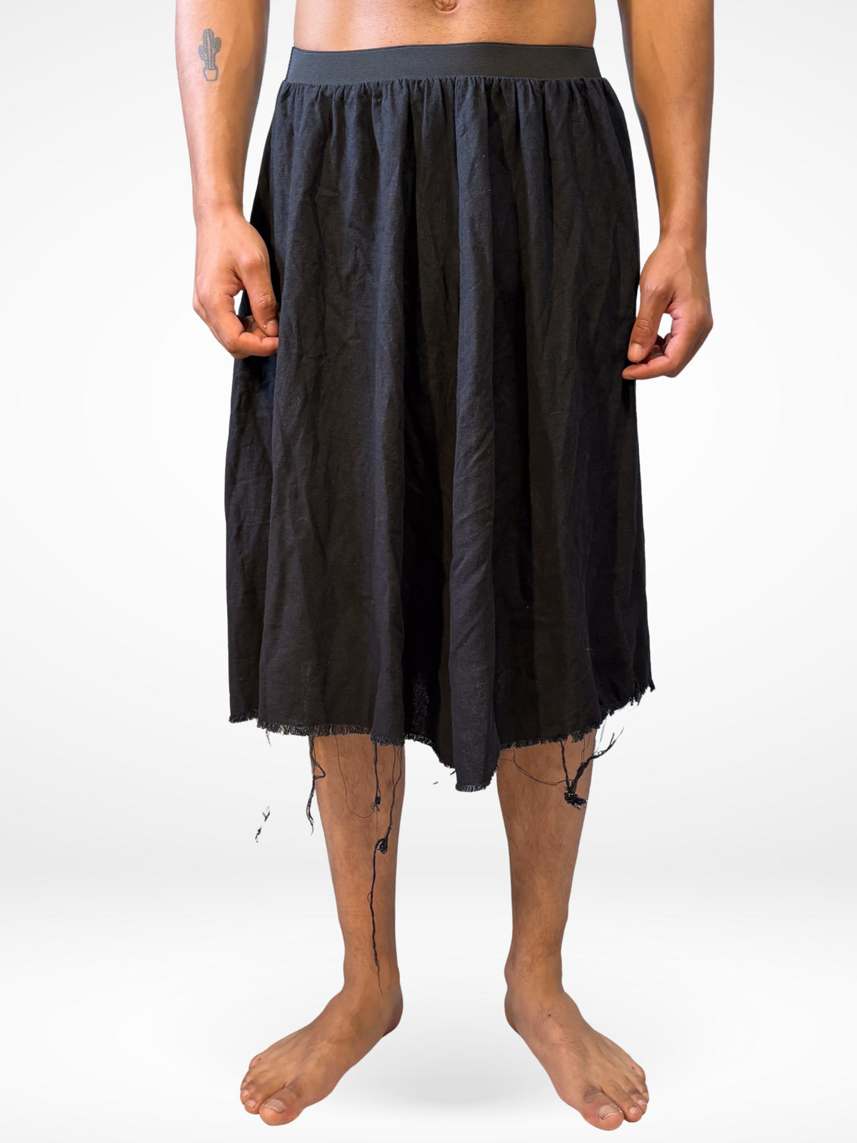 Upthrifted Guillaum Chaigne short linen skirt