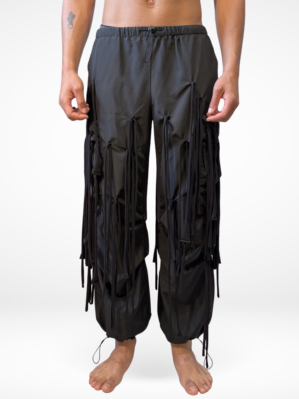 Upthrifted strips pants