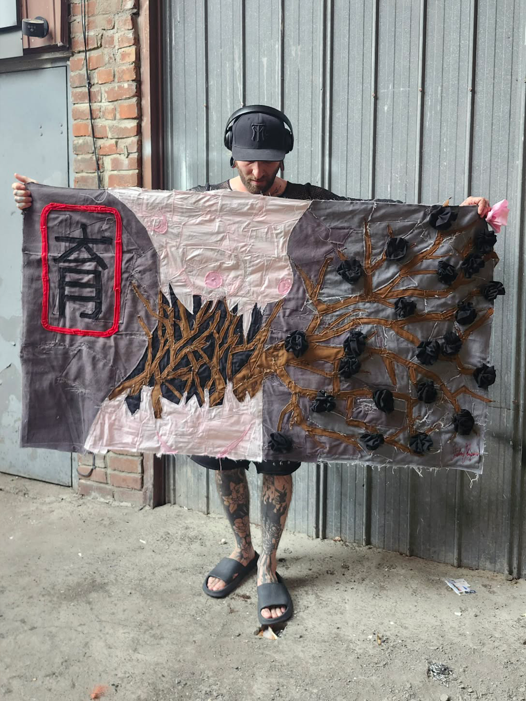 GROWTH wall rug
